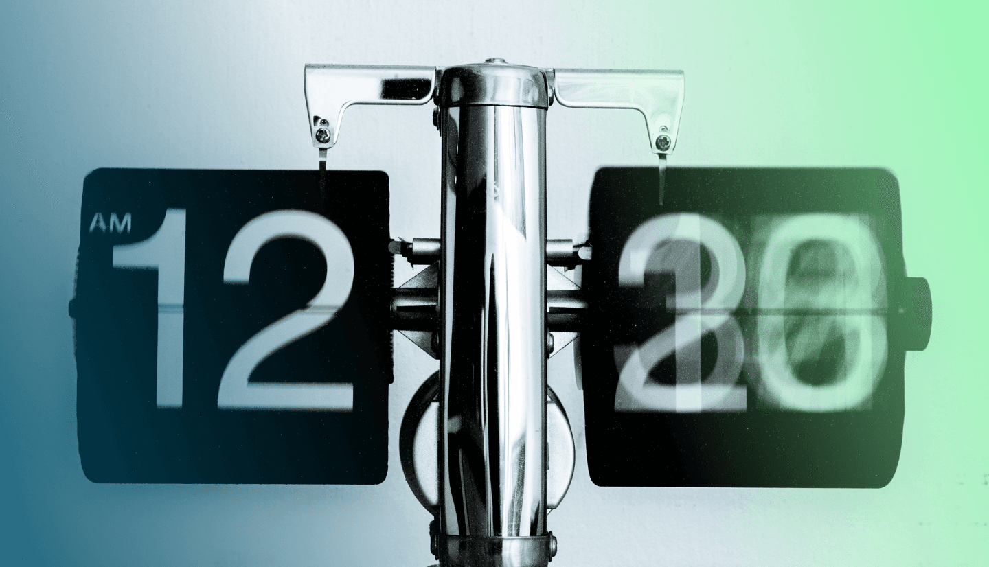 Header zeigt Uhr zum Thema Geschichte der Stempeluhr.