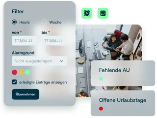 Headerbild zeigt zwei Mitarbeiter im Büro, die von Toolbits aus dem Alarmcenter umgeben sind.
