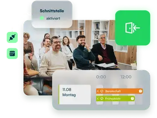 Headerbild zeigt eine Gruppe von Mitarbeitern in Stuhlreihen, die von Toolbits einer Zeiterfassungssoftware umgeben sind.